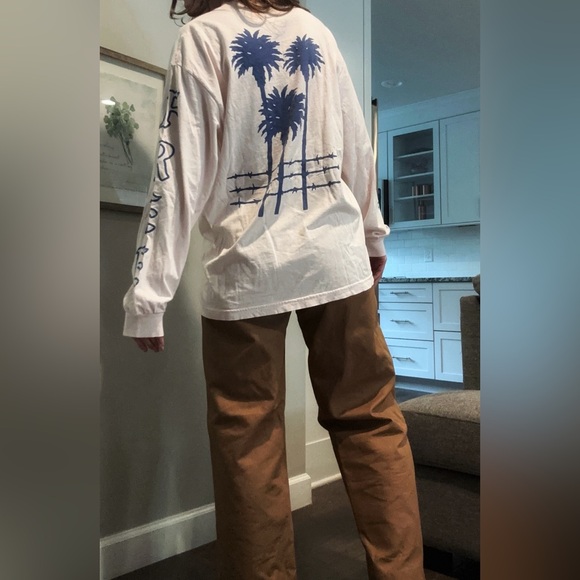 Free & Easy Palm Tree Barb Wire Long Sleeve Baby Pink Tee T Shirt - Picture 2 of 11